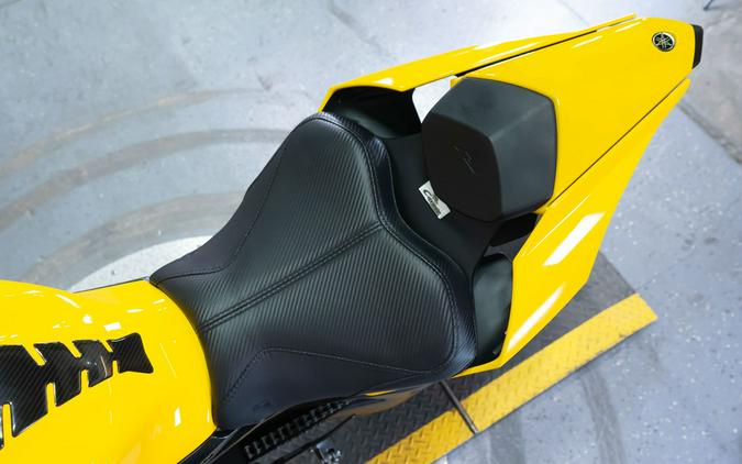 2016 Yamaha YZF-R1