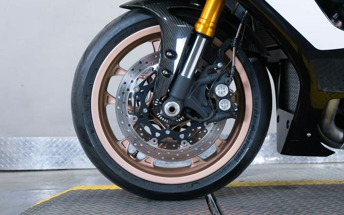 2016 Yamaha YZF-R1