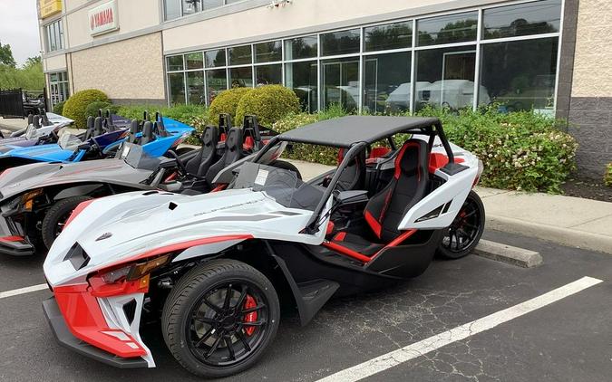 2024 Polaris Slingshot® ROUSH® Edition Manual