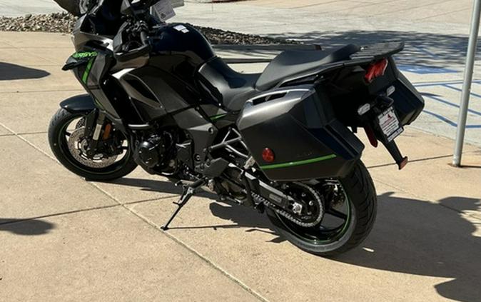 2025 Kawasaki Versys 1100 SE LT ABS