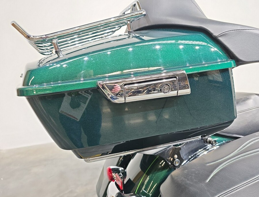 FLHXS 2016 Street Glide® Special