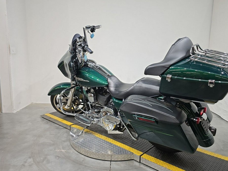 FLHXS 2016 Street Glide® Special