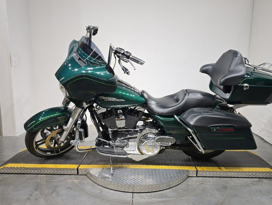 FLHXS 2016 Street Glide® Special