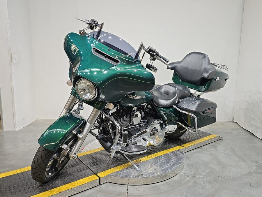 FLHXS 2016 Street Glide® Special