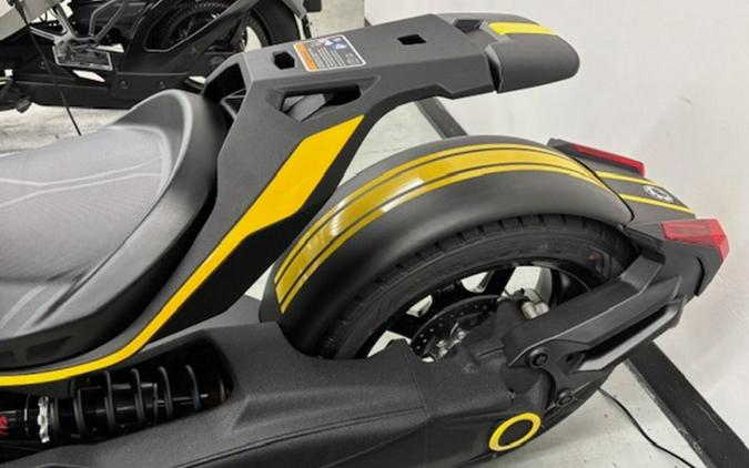 2024 Can-Am Ryker Sport Rotax 900 ACE Classic Panels motorcycle