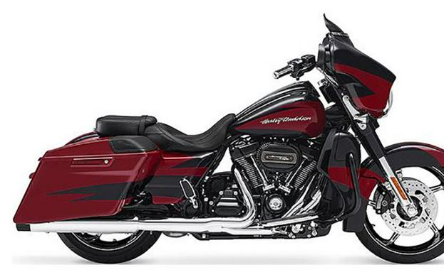2017 Harley-Davidson CVO™ Street Glide®