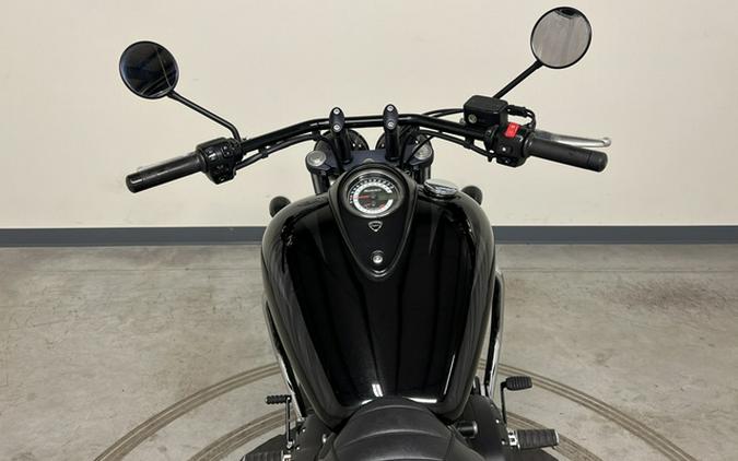 2015 Triumph Thunderbird Nightstorm