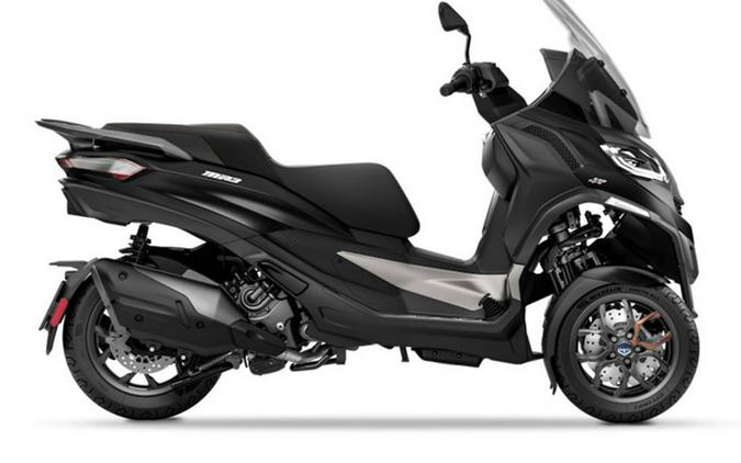 2027 Piaggio MP3 530 Exclusive