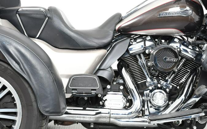 2018 Harley-Davidson FLHTCUTG Tri Glide Ultra
