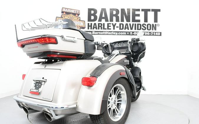 2018 Harley-Davidson FLHTCUTG Tri Glide Ultra