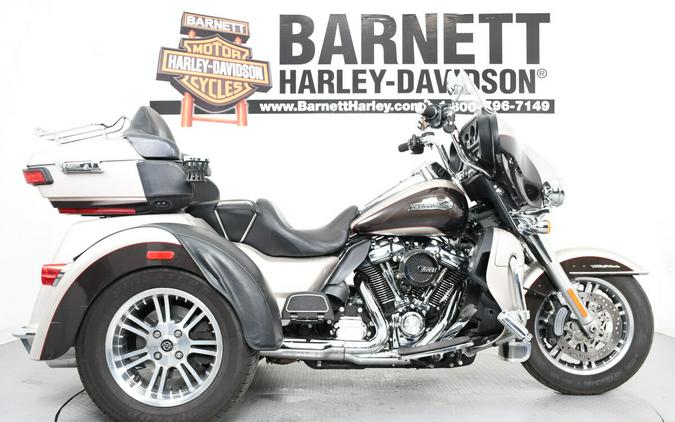 2018 Harley-Davidson FLHTCUTG Tri Glide Ultra