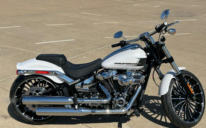 2024 Harley-Davidson Breakout White Onyx Pearl