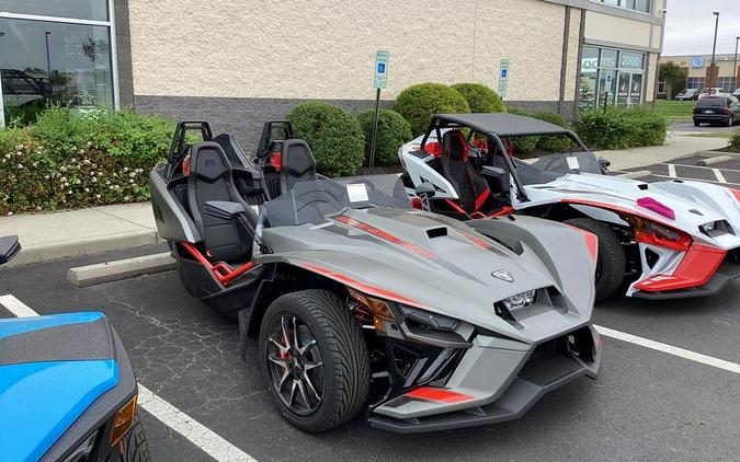 2024 Polaris Slingshot® Slingshot® R AutoDrive Phantom Gray