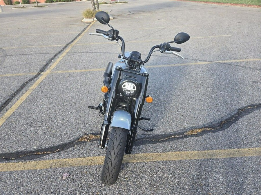 2024 Indian Motorcycle® Chief Bobber Dark Horse® Storm Gray