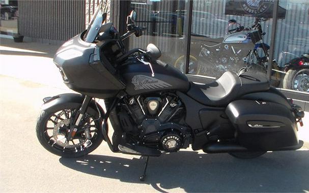 2024 Indian Motorcycle CHALLENGER DARK HORSE, BLACK SMOKE, 49ST Dark Horse®