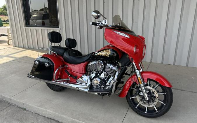 2017 Indian Motorcycle® Chieftain® Limited Wildfire Red over Thunder Black