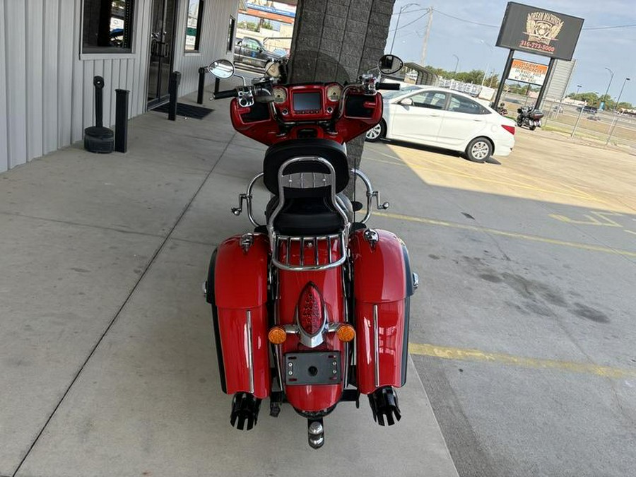 2017 Indian Motorcycle® Chieftain® Limited Wildfire Red over Thunder Black