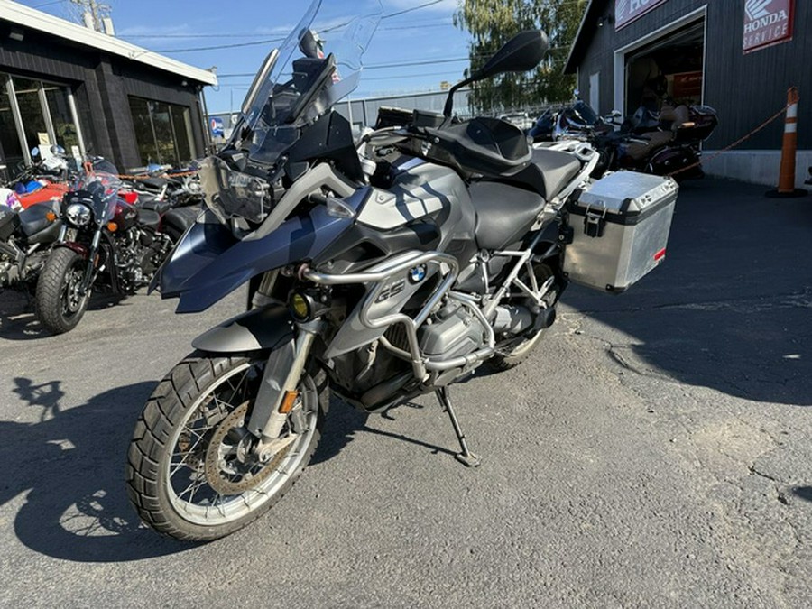 2016 BMW R 1200 GS Premium Frozen Dark Blue Metallic