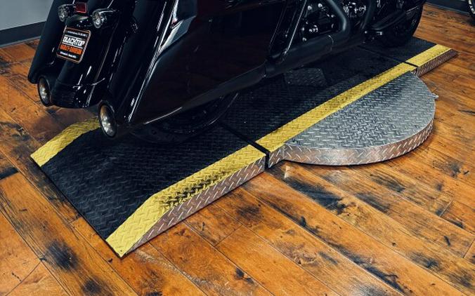 2021 Harley-Davidson® Road Glide® Special BLACK