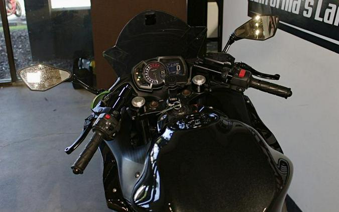 2019 Kawasaki Ninja® 650 ABS Metallic Spark Black
