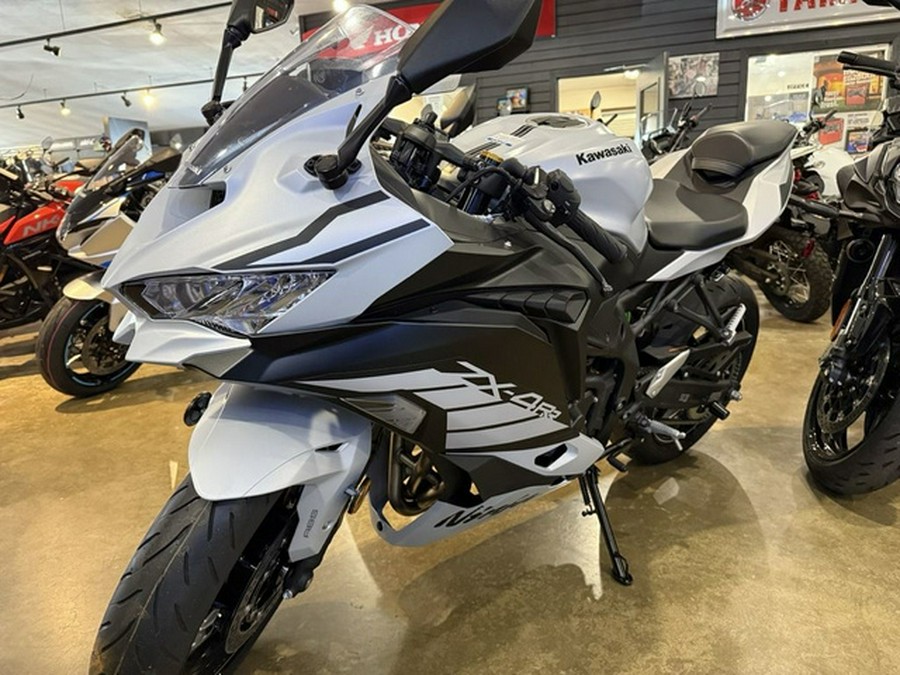 2025 Kawasaki NINJA ZX-4RR ABS