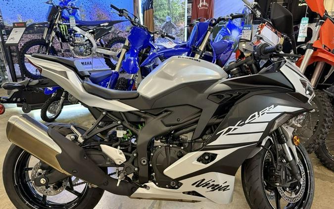 2025 Kawasaki NINJA ZX-4RR ABS