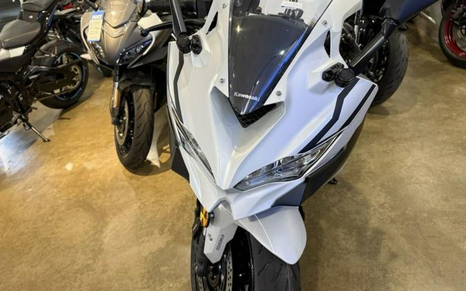 2025 Kawasaki NINJA ZX-4RR ABS