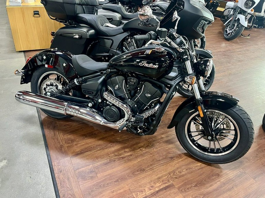 2025 Indian Scout Sixty Classic Limited Black Metallic