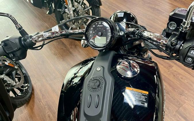 2025 Indian Scout Sixty Classic Limited Black Metallic