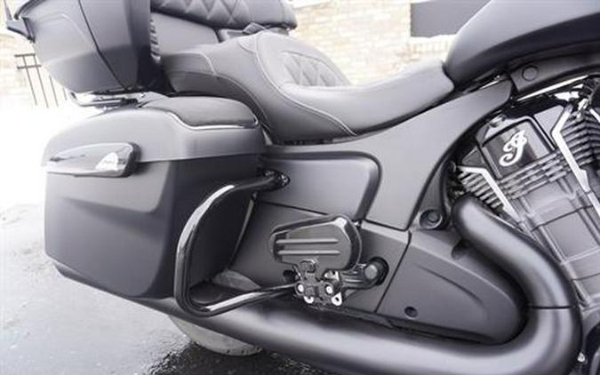 2024 Indian Motorcycle Pursuit® Dark Horse® with PowerBand Audio Package