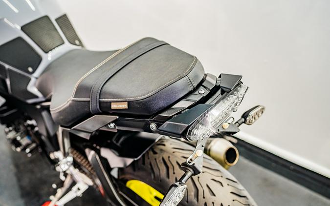 2017 Yamaha Motor Corp., USA FZ-10