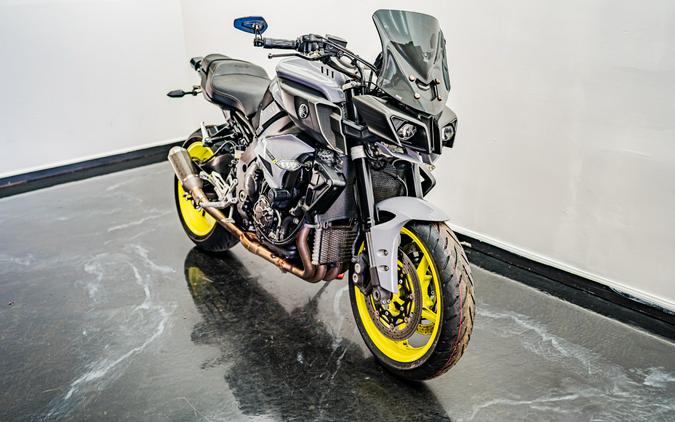 2017 Yamaha Motor Corp., USA FZ-10