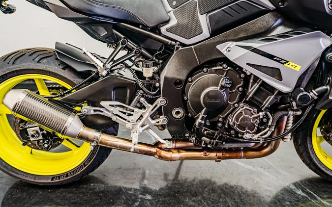 2017 Yamaha Motor Corp., USA FZ-10