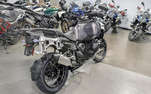 2026 BMW R 1300 GS Adventure Triple Black
