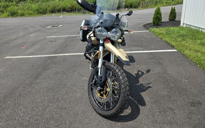 2021 Moto Guzzi V85 TT Travel