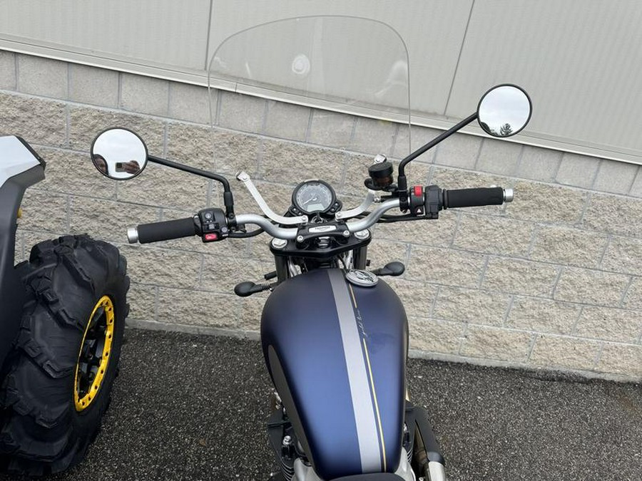 2022 Triumph Street Scrambler Gold Line Matte Pacific Blue