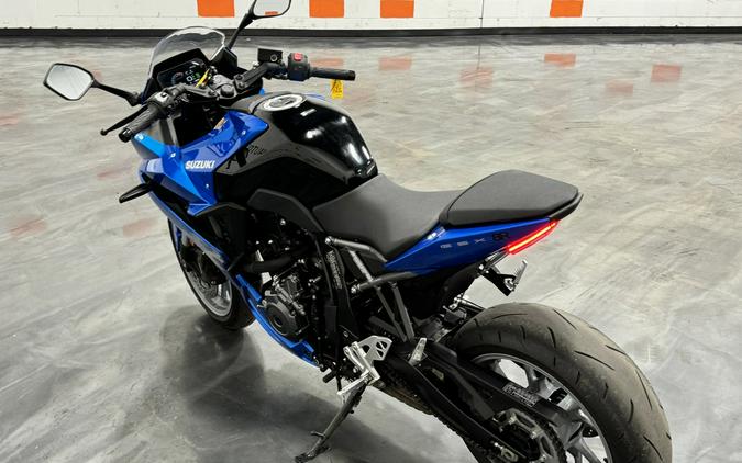 2024 SUZUKI GSX-S 8R