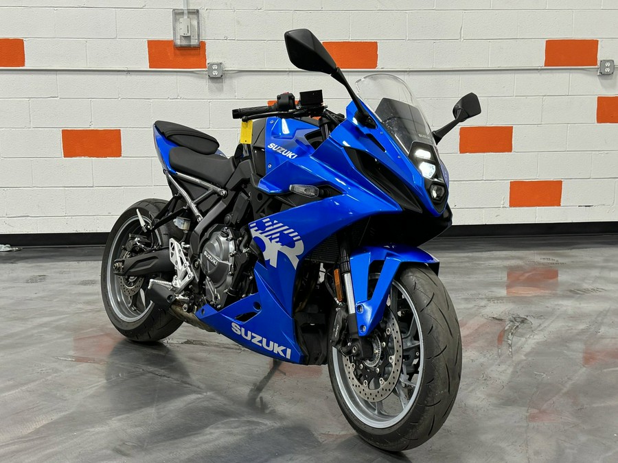 2024 SUZUKI GSX-S 8R