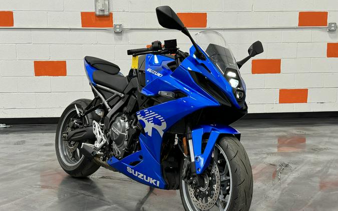 2024 SUZUKI GSX-S 8R