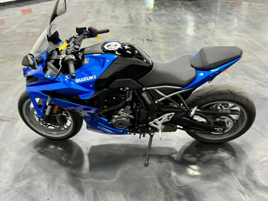 2024 SUZUKI GSX-S 8R