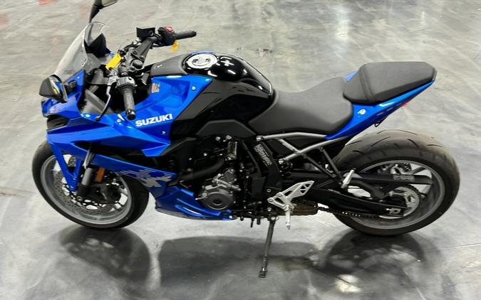 2024 SUZUKI GSX-S 8R