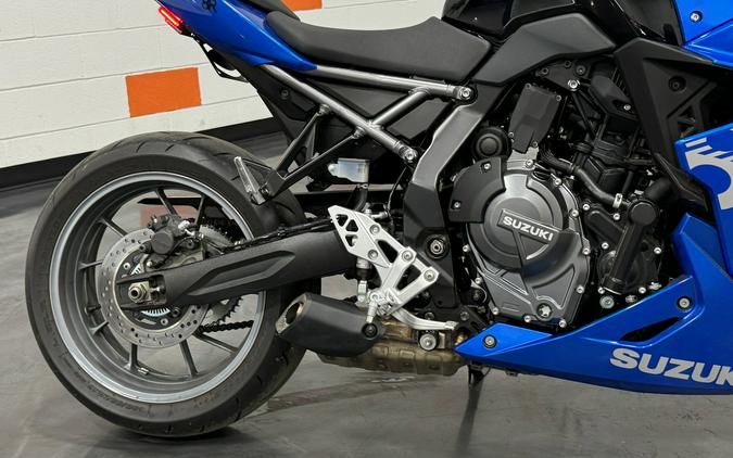 2024 SUZUKI GSX-S 8R