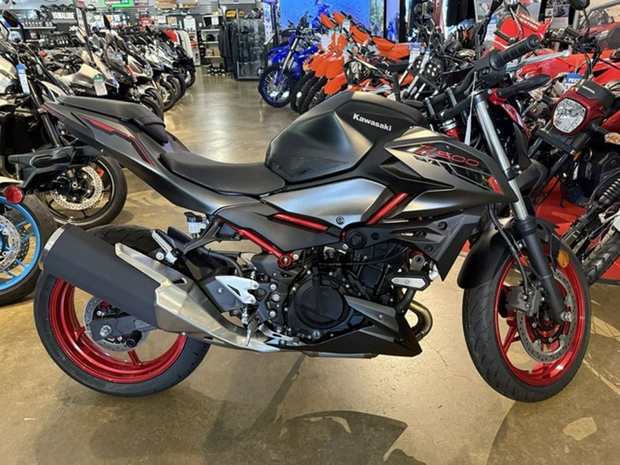 2025 Kawasaki Z500 SE ABS