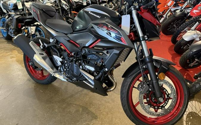 2025 Kawasaki Z500 SE ABS