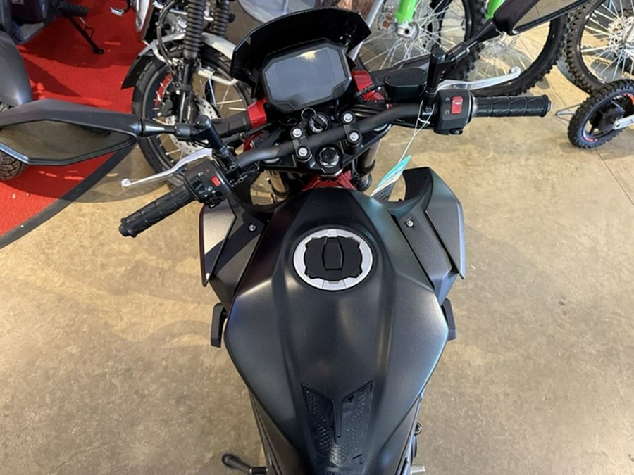 2025 Kawasaki Z500 SE ABS