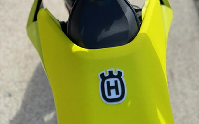 2026 Husqvarna Motorcycles Supermoto 701