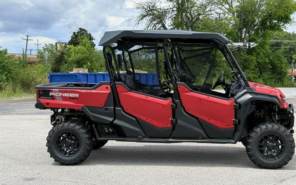 2025 Honda® Pioneer 1000-6 Deluxe Crew