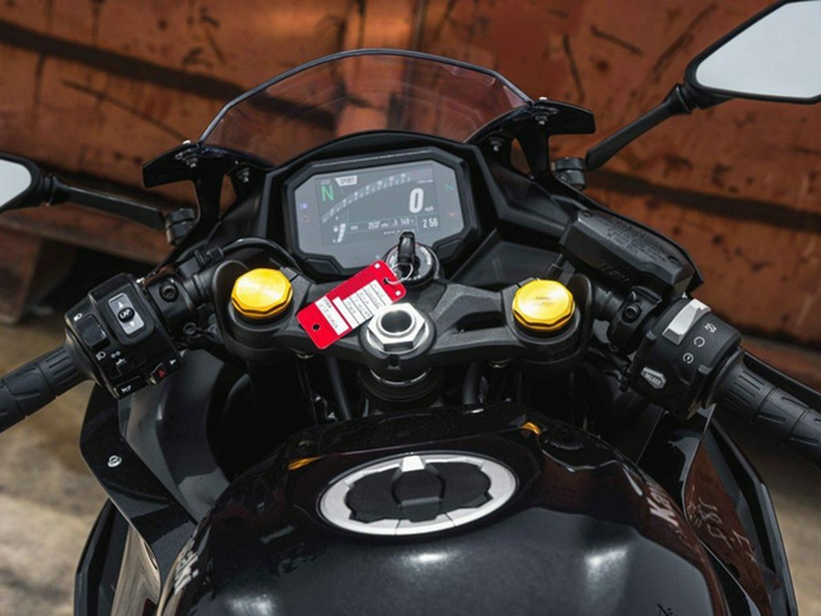 2025 Kawasaki NINJA ZX-4R ABS
