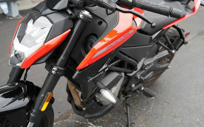 2024 CFMOTO 300NK