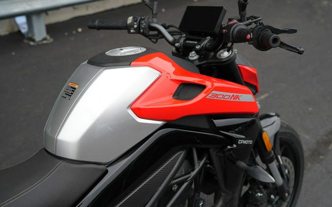 2024 CFMOTO 300NK
